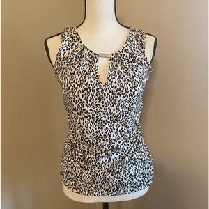 Animal print sleeveless keyhole top with rouched sides
